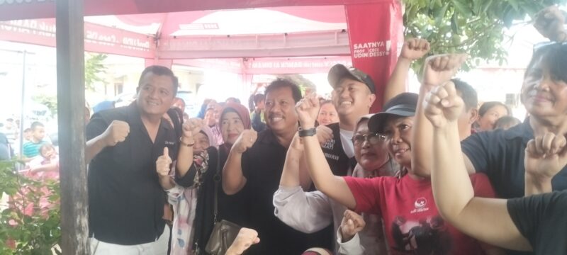 Photo prof.udin bersama warga sriwijaya