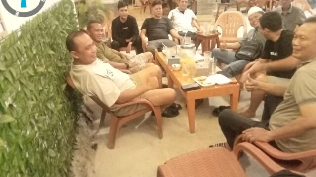 Penguatan Akuntabilitas Plh Kakanwil Ditjenpas Babel Roni Darmawan dan Kalapas Tuatunu Febri Dwi Hartono Turun ke Warkop Serap Aspirasi